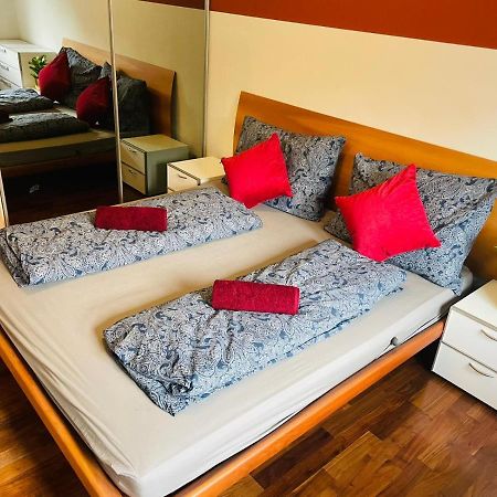 Super Deluxe Apartment - Near U6, U3 In City Center Viyana Dış mekan fotoğraf