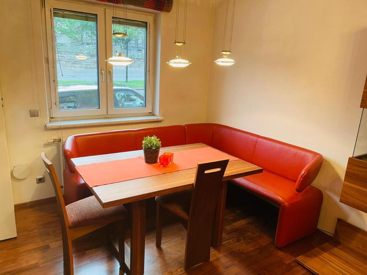Super Deluxe Apartment - Near U6, U3 In City Center Viyana Dış mekan fotoğraf